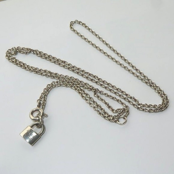 Tiffany's Sterling Silver Chain With Small Lock - Picture 3 of 13